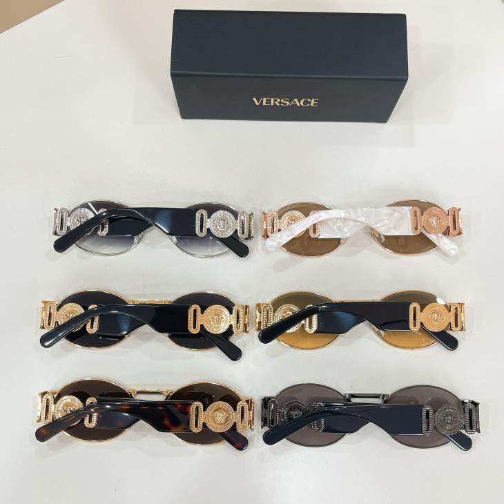 Picture of Versace Sunglasses _SKUfw80235955fw